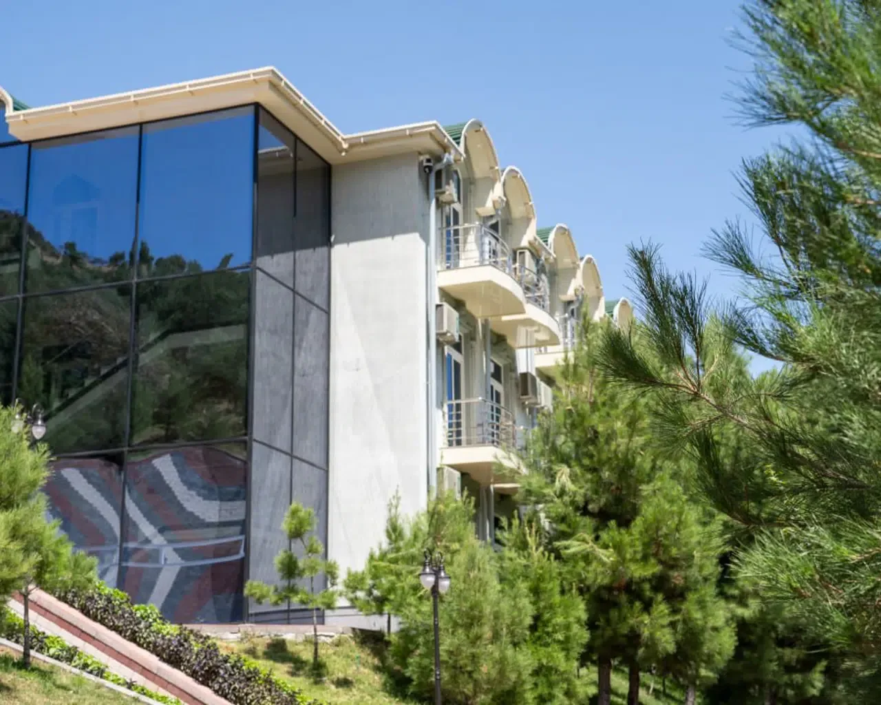 Edelweiss hotel & resort