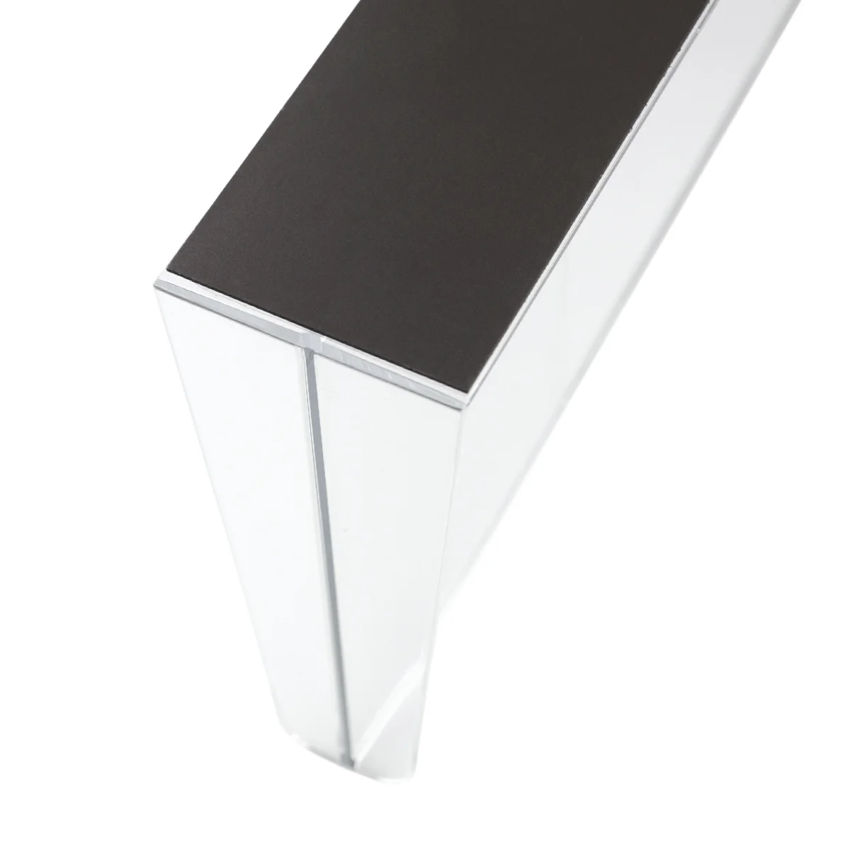 Plastik ajratgich balandligi 150 mm DIVT-T-150-TM old to‘siqli, 480 mm TM yopishqoq lentali —